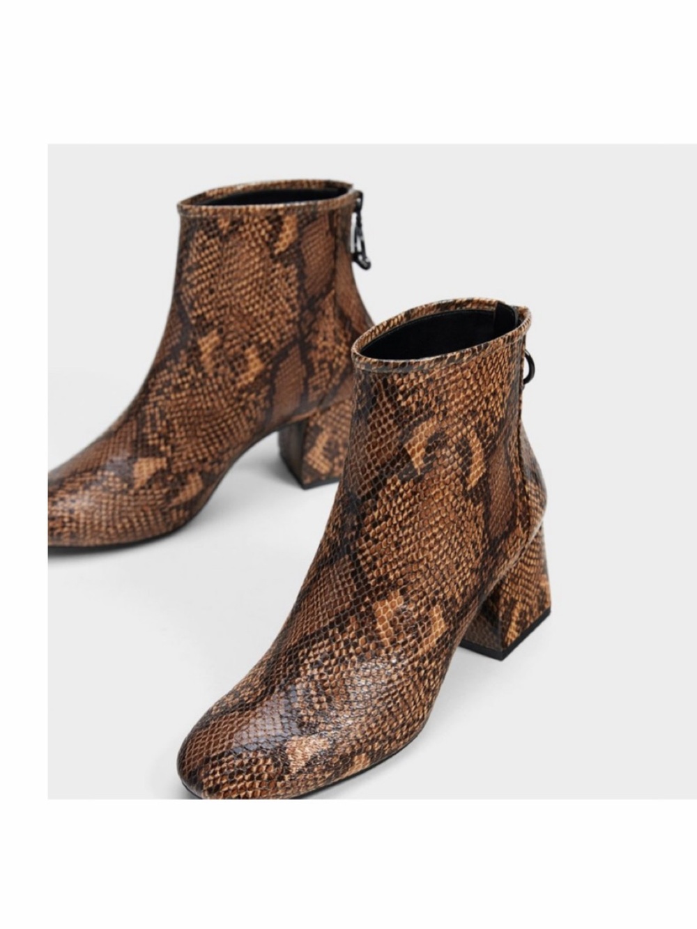 NEW BERSHKA Snakeskin print mid-heel ankle boots SZ-6.5
